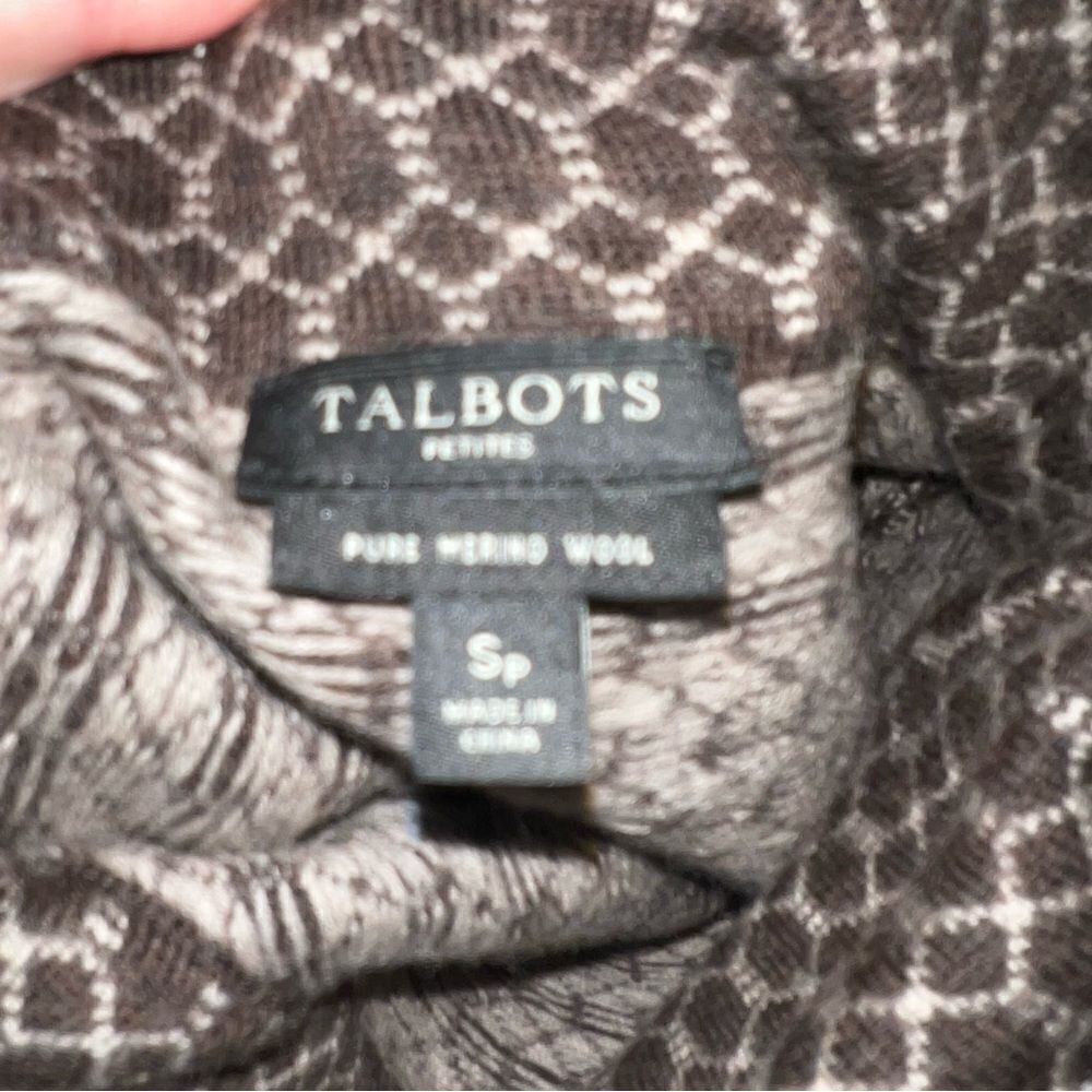 Talbots sweater   - Picture 2 of 7